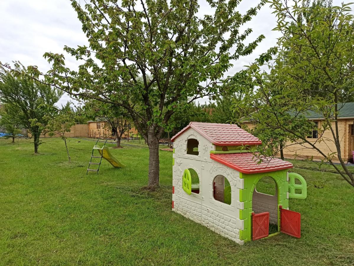 Gite Les Chalets Du Fliers Verton Meubles De Tourisme Classes 2 Etoiles Berck エクステリア 写真